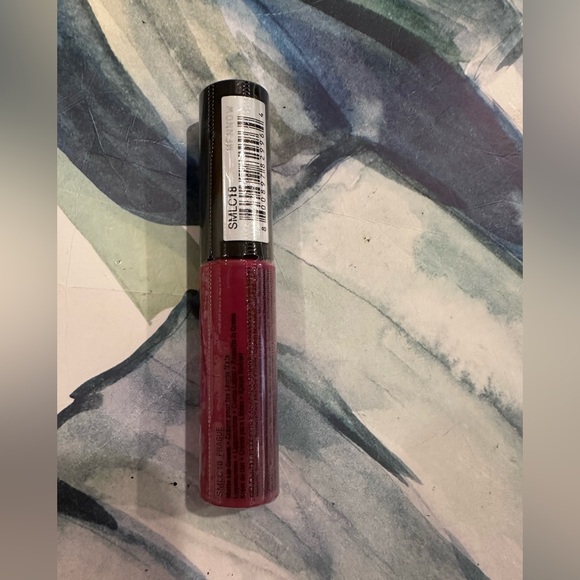 NYX Soft Matte Lip Cream - Prague NWT - Picture 2 of 3